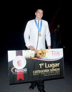 Chef Florian gana medalla Oro, en la Copa Culinaria Nestle