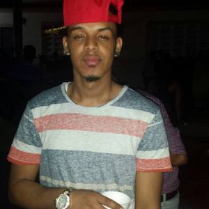 1545841_10201139822330106_1891802569_n.jpg JS