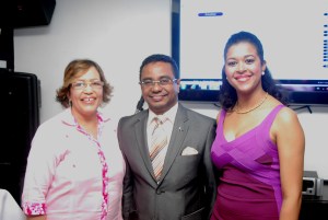 Principal. Mariana Morales, Mariano Abreu y Yala Mieses