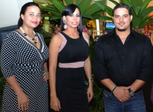 PRINCIPAL Yexenia Jiménez Michel, Luisa Lample y Jeguel Sepúlveda.