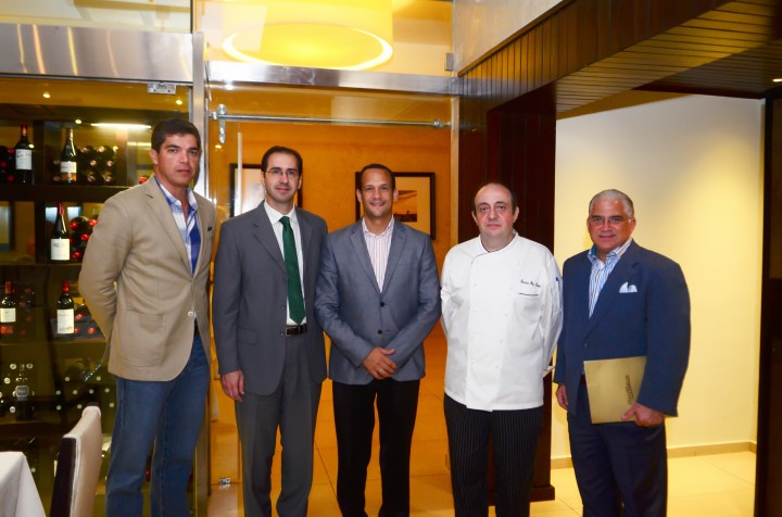 1-PRINCIPAL Julio Cross, José Juan Peláez, Luis Caraballo, Chef Francisco Fernandez Bautista y Kenneth Brother. (Copiar)
