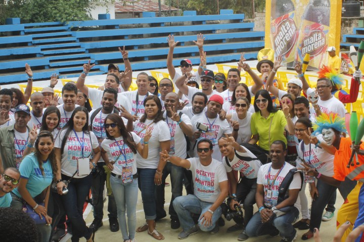 El grupo de comunicadores durante el recorrido