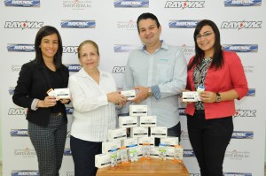 Foto Principal  Lynn Mejia, Maria Js. Perez, Manuel Mejia y Marianne Pimentel