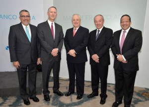 Fotografia Principal Enrique Valdez, Peter Zaffino, David Batchelor, Ricardo Brockmann y José Vergara