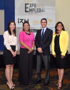 Foto Principal 1 María del Carmen Gil, Karleen Pagán, Alvin Martínez y Claudia Brito