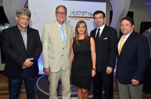 Fotografia Principal Flavio Leao, Gerry Kistler, Cristina Bermúdez, Carlos Rosario y Félix Morales