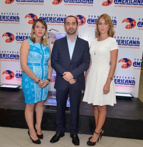 Fotografia principal Rut Freites, Luis García Padilla y Carolina García