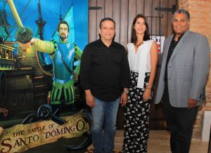 Renato Mejia, Andrea Jana y Cristobal Justiniano