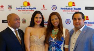 John Castro, Aisha Syed; Petra Cruz y César Jiménez.