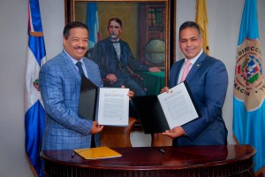 Migración y JCE muestran declaración conjunta 30 junio 2015