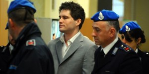 ¡Christian-Grey-es-real-y-acaba-de-ser-enviado-a-prisión-por-14-años