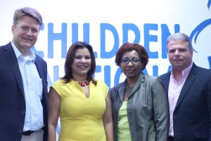 Paul Hooper, Sofia Betances, Cecilia Corporan y Rafael Mejia