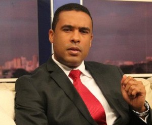 Elvis Rosario , candiato a alcalde PRSC