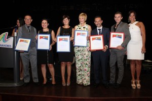 Gerentes generales recponocidos junto a Susana Brugal de Villanueva y Thelma Martínez