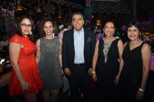 1-principal-mirvia-abreu-jazmin-garcia-enrique-flores-elsa-nunez-y-tamara-garcia-principal