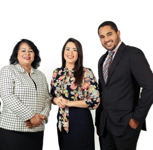 rosa-marisela-fernandez%2c-rosa-m-perez-melo-y-juan-carlos-perez