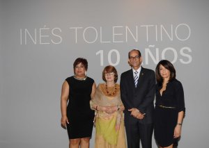 maria-elena-ditren-marianne-de-tolentino-carlos-santos-duran-e-ines-tolentino-en-el-acto-inaugural