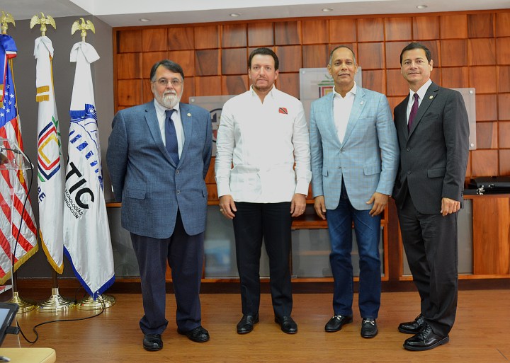 Director OPTIC, Rector Unicaribe y expositores del taller