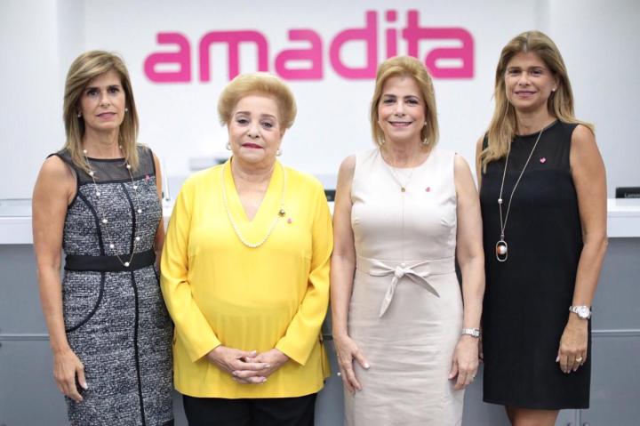 PRINCIPAL Jackeline González, Amada González de Pittaluga, Patricia González y Pilar González